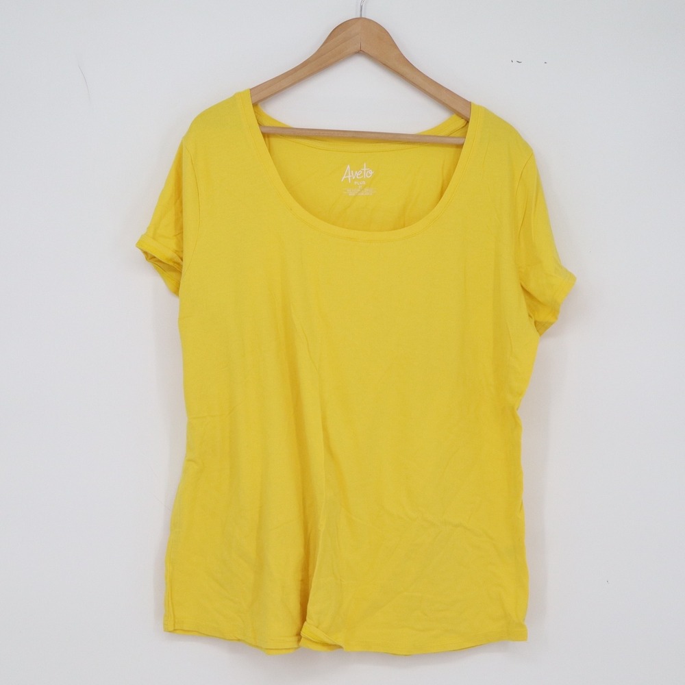 Aveto T-Shirt Womens 3X Plus Scoop Neck Yellow Short Sleeve Solid Excellent